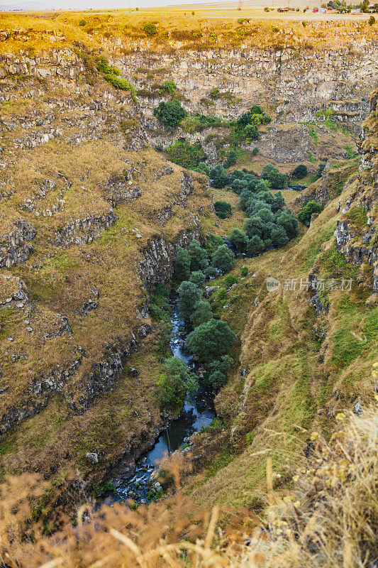 Dzoraget河Lori Berd峡谷全景景观Stepanavan Lorri亚美尼亚地标